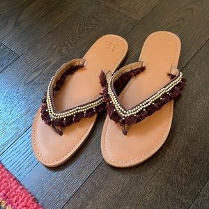 A New Day maroon size 9 flat sandals